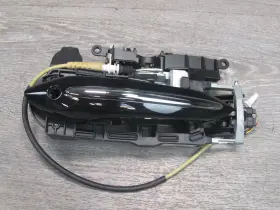 1720745111 Bmw 11-16 F10 5-series Front Left Door Exterior Handle W Comfort Access Oem