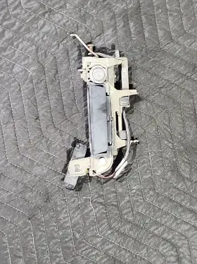 1960801 Bmw 92 - 99 E36 318 323 325 328 M3 Right Front Door Handle Exterior 1 Plug Oem
