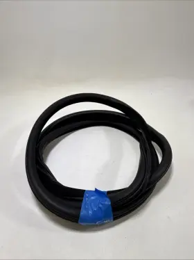 7182288 Bmw 2011-2016 528i 535i 550i F10 Rear Left Door Body Weatherstrip Seal Oem