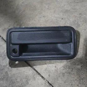15725923 Chevrolet 95-98 Suburban Tahoe Rh Passeg Front Door Good Shape Return Spring