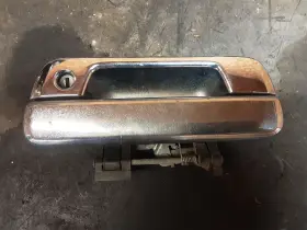 129-00568 Chevrolet Truck Door Handle Exterior With Locking Tailgate Fits 04-12 Canyon 1311481
