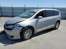 129.ch1f20 Chrysler Pacifica 2020 Door Handle Exterior 7983411 129.ch1f20 Chrysler Pacifica 2020 Door Handle Exterior 7983411