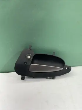 98bg-c22400-bew Ford 2007-2010 Mercury Cougar Left Driver Side Door Handle Exterior 98bg-c22400-bew Ford 2007-2010 Mercury Cougar Left Driver Side Door Handle Exterior