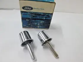B7t-9122454-a Ford B7t-8122454-a Nos 57 72 Big Truck C And H Series Door Handle Buttons