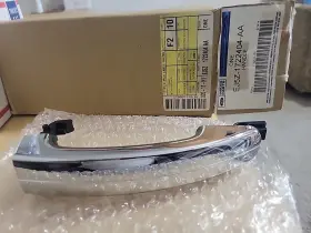 Ej5z1722404aa Ford 14 15 2016 Escape Front Passenger Rh Door Handle In Chrome New