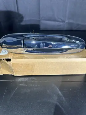 F8vz-5422404-aa Ford F8vz5422404aa New Nos Front Rh Door Handle 98-02 Lincoln Town Car