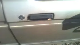 129.fd8g90 Ford Truck Ranger 1990 Door Handle Exterior 26499453