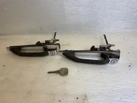 1237600759 Genuine Mercedes-benz Exterior Chrome Door Handle Front Left And Right With Key W123
