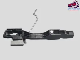 72682-tba-a71 Honda Civic 2016-2021 Rear Left Driver Door Handle Base Bracket Oem