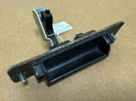 74810-scv-a01 Honda 03 - 11 Element Lower Tailgate Handle