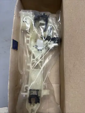 82655-2h000 Hyundai New Oem Elantra 2007-2012 Left Side Front Or Rear Door Handle Base