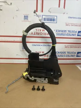 130-02890l Lincoln 00-06 Ls Driver Left Rear Door Lock Latch Actuator Oem With Cable