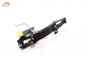 Kb7w5942x Mazda 2017-24 Cx-5 Front Left Driver Side Exterior Door Handle Base Bracket Oem