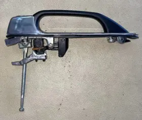 123-760-11-59 Mercedes-benz Front Lh Door Handle - For 300cd And 300d 1985
