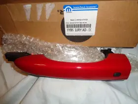 1yb52jryad Mopar 2016 2017 Chrysler 200 Lh Exterior Door Handle - Red Oem New