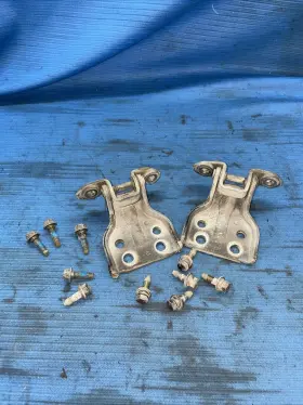 5124 Nissan 90-96 300zx Z32 Door Hinges Hinge Set Left Or Right Oem Bracket