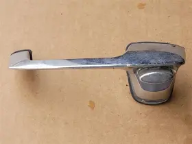 129.ch3n65 Plymouth 1965 Belvedere Drivers Front Door Handle