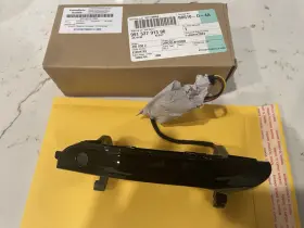 Porsche 991-537-913-00 2012-2016 911 991.1 Kessy Keyless Door Handle Painted A1 Black