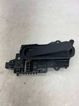 00043053e Rivian 2022-2024 R1s Lh Rear Left Driver Exterior Door Handle Midnight Black