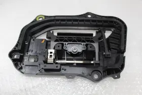 1133396-00-a Tesla Case For Model S Front Right Door Handle Bracket 2016-21 Oem