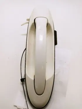 129-51351r Toyota 01-07 Sequoia Passenger Rear Ext. Door Handle White Scratches Oem