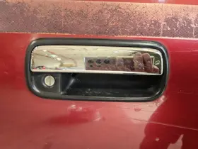 129.to1290 Toyota 4 Runner 1990 Door Handle Exterior 643413