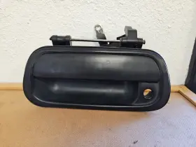 69090-0c030-c0 Toyota Tundra Tailgate Exterior Door Handle 2001-2006 Black
