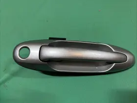 69210-60070 Toyota 2001-2007 Sequoia Front Passenger Door Handle Silver Sky Metallic Oem