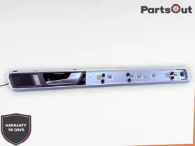 7p6-962-126-a Volkswagen 11-17 Touareg Rear Right Pass Side Handle Door Panel Cover Trim Oem