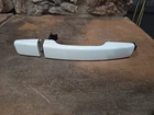 2017-2019 Kia Soul Fr Right Passenger Side Door Exterior Handle Oem White Color Used. Price: $44.99.