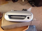 New Oem 2000 2001 2002 Ford Expedition Left Front Outer Door Handle Silver. Price: $59.55.