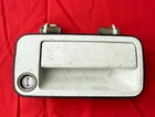 Oem 1986-89 Honda Accord 4DR Front Right Door Exterior Outside Pull Handle White Used. Price: $70.00.