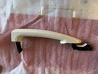 06-13 Oem Bmw E82 E88 Door Handle White (for Parts). Price: $14.00.