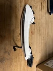 Bmw Series F10 Right Exterior Door Handle White Pre-lci 7305276 / 14251120 Used. Price: $49.00.