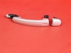 2009-2018 Volkswagen Front Right Passenger Door Handle Set LA7WL Reflex Silver Used. Price: $59.99.