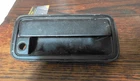 1998-2000 Chevy Gm Tahoe Yukon Outside Door Handle Assembly Right Front Used. Price: $29.50.